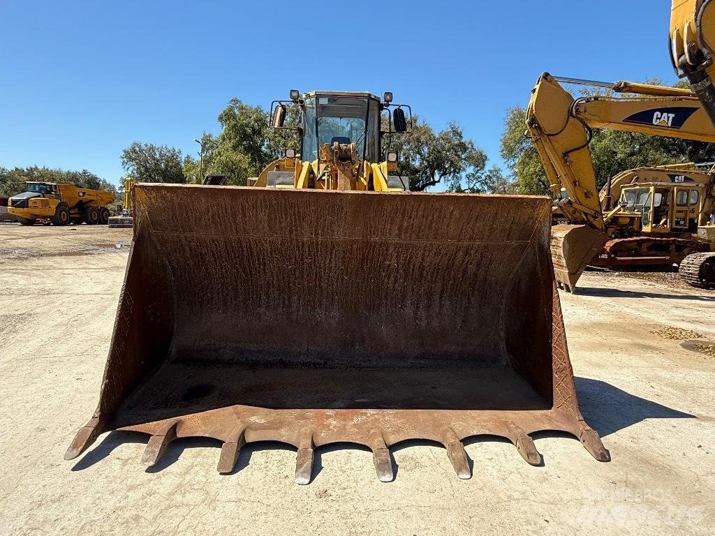 CAT 970 F Naudoti ratiniai krautuvai