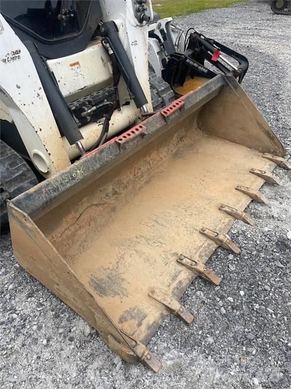 Bobcat T870 Krautuvai su šoniniu pasukimu