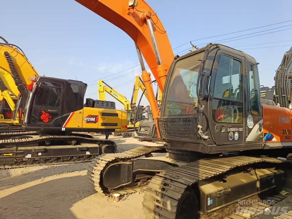 Hitachi ZX160 Vikšriniai ekskavatoriai