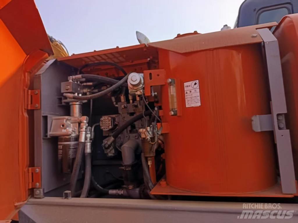 Hitachi ZX160 Vikšriniai ekskavatoriai