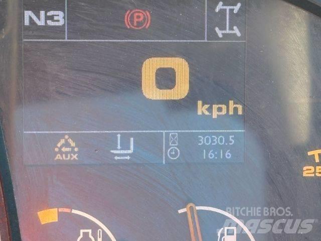 JCB 535-125 Teleskopiniai krautuvai