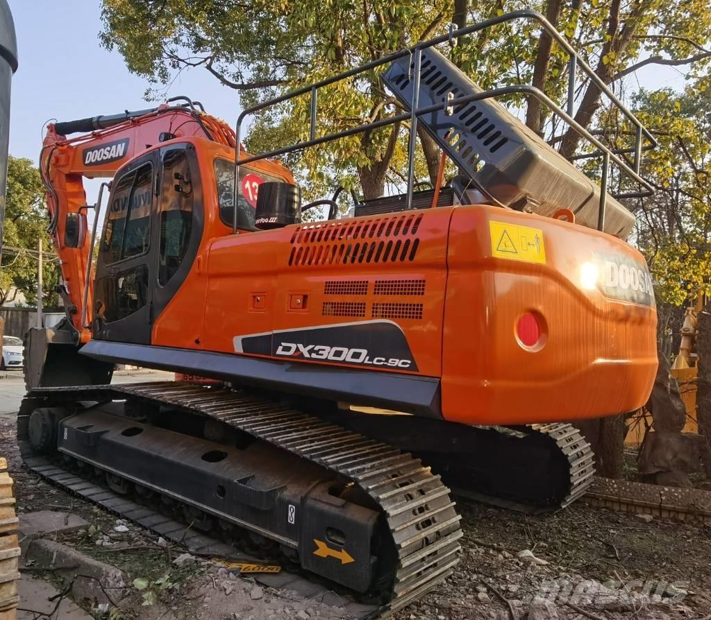 Doosan DX 300 LC Vikšriniai ekskavatoriai