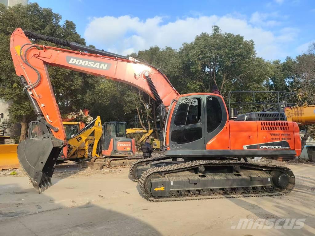 Doosan DX 300 LC Vikšriniai ekskavatoriai