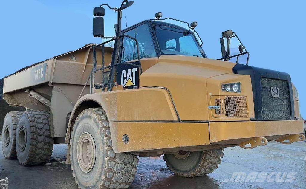 CAT 745 C Karjeriniai savivarčiai