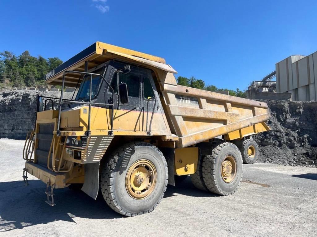 CAT 771D Atliekų išvežimo technika