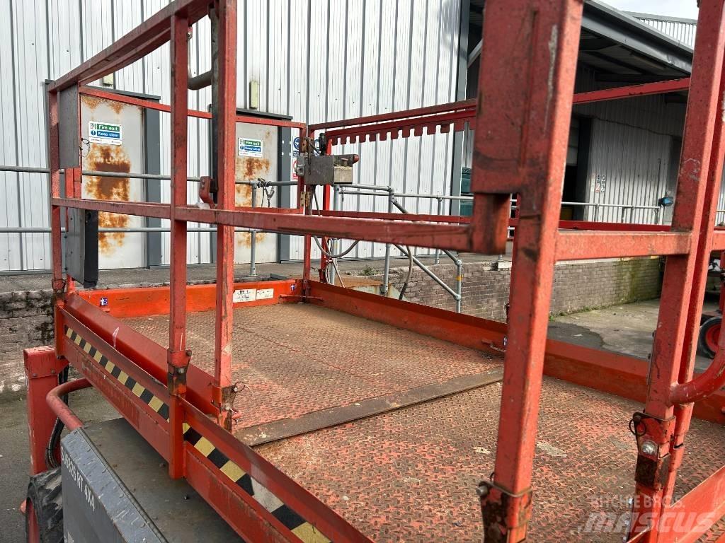 SkyJack SJ 6826 RT Žirkliniai keltuvai