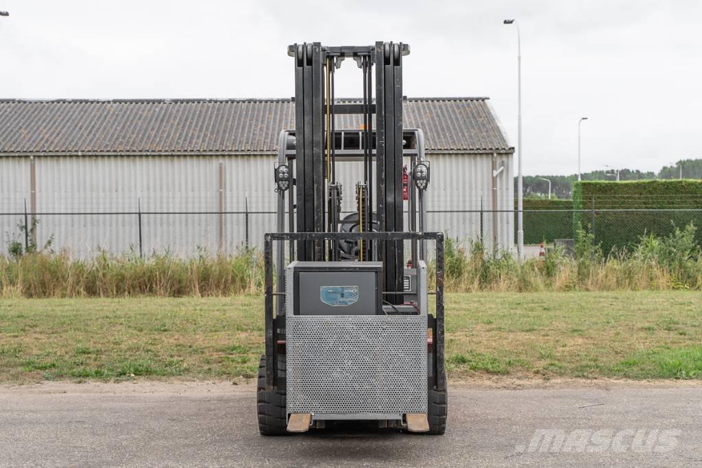 Manitou ME 435 Elektriniai šakiniai krautuvai