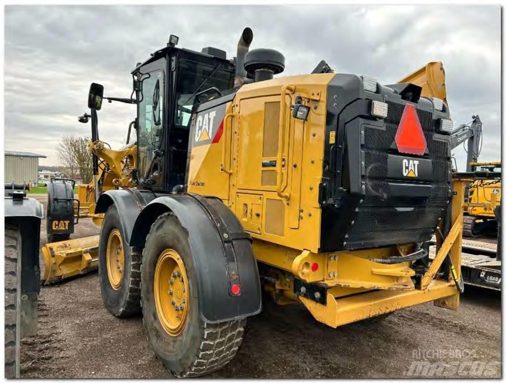 CAT 12 M 3 Greideriai