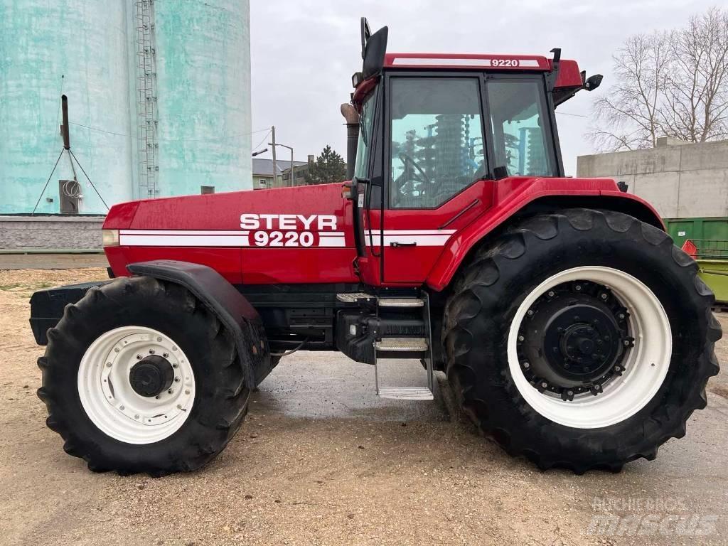 Steyr 9220 Traktoriai