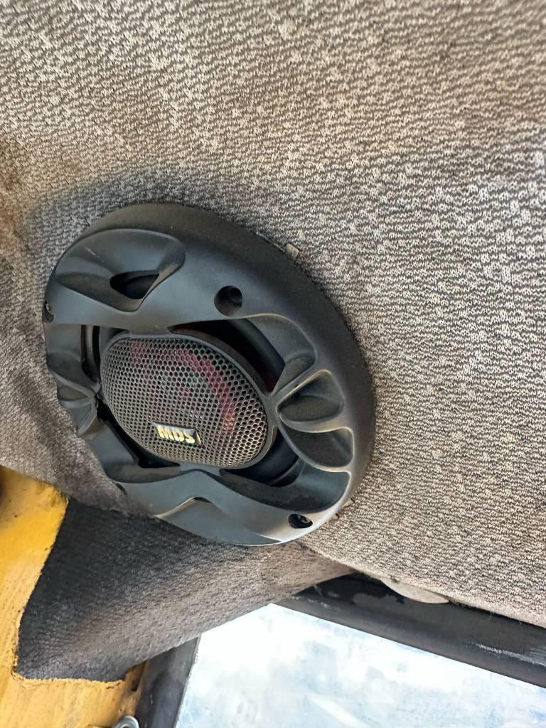 Volvo L120C Naudoti ratiniai krautuvai