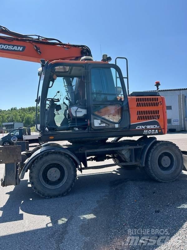 Doosan DX 160 w-5 Ratiniai ekskavatoriai