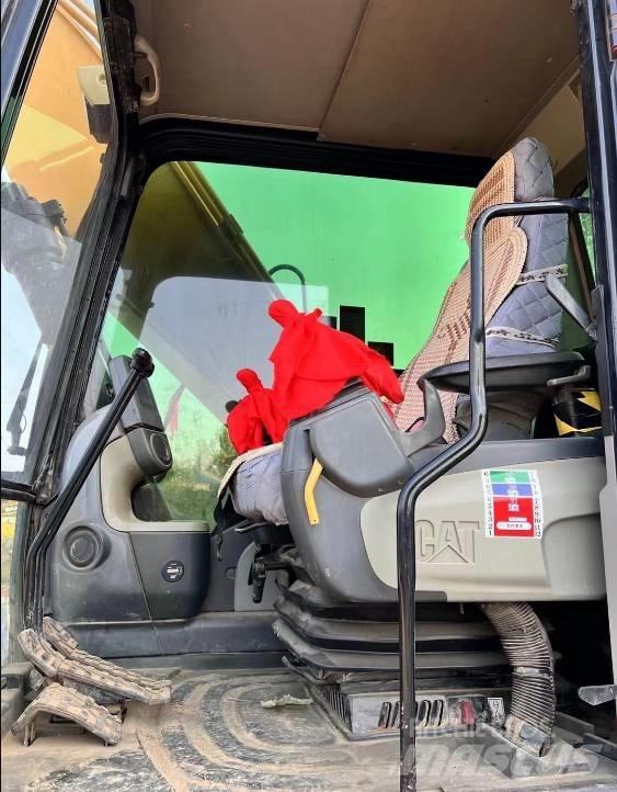 CAT 315 D Vidutinės galios ekskavatoriai 7-12 t