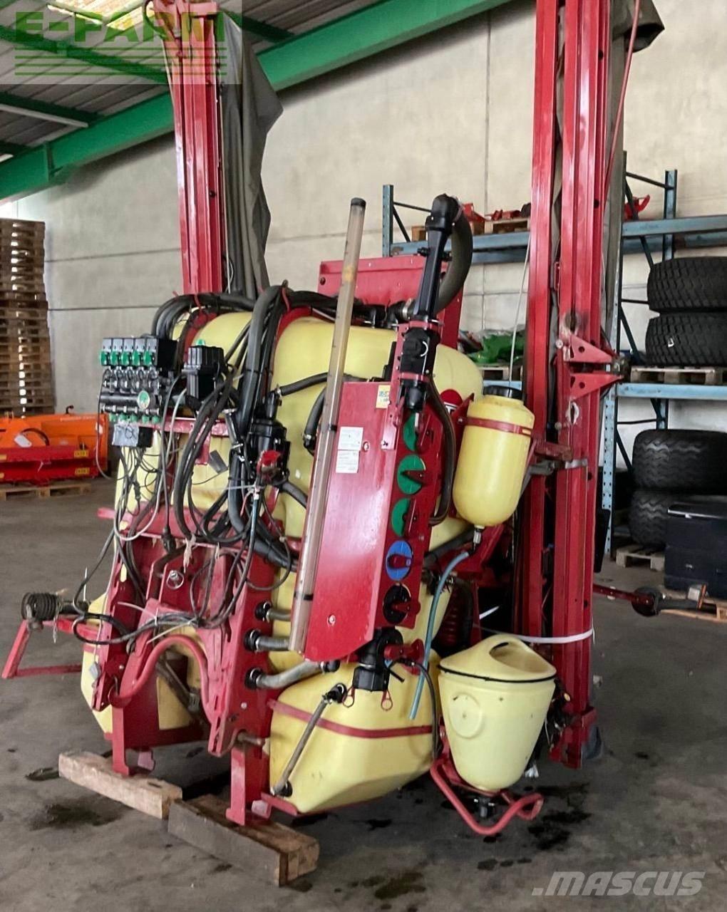 Hardi Master 1200 Prikabinami purkštuvai
