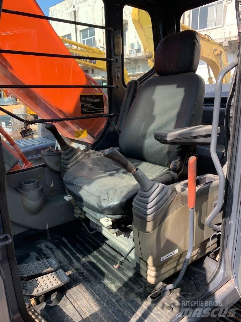 Hitachi Zaxis 240 Vikšriniai ekskavatoriai