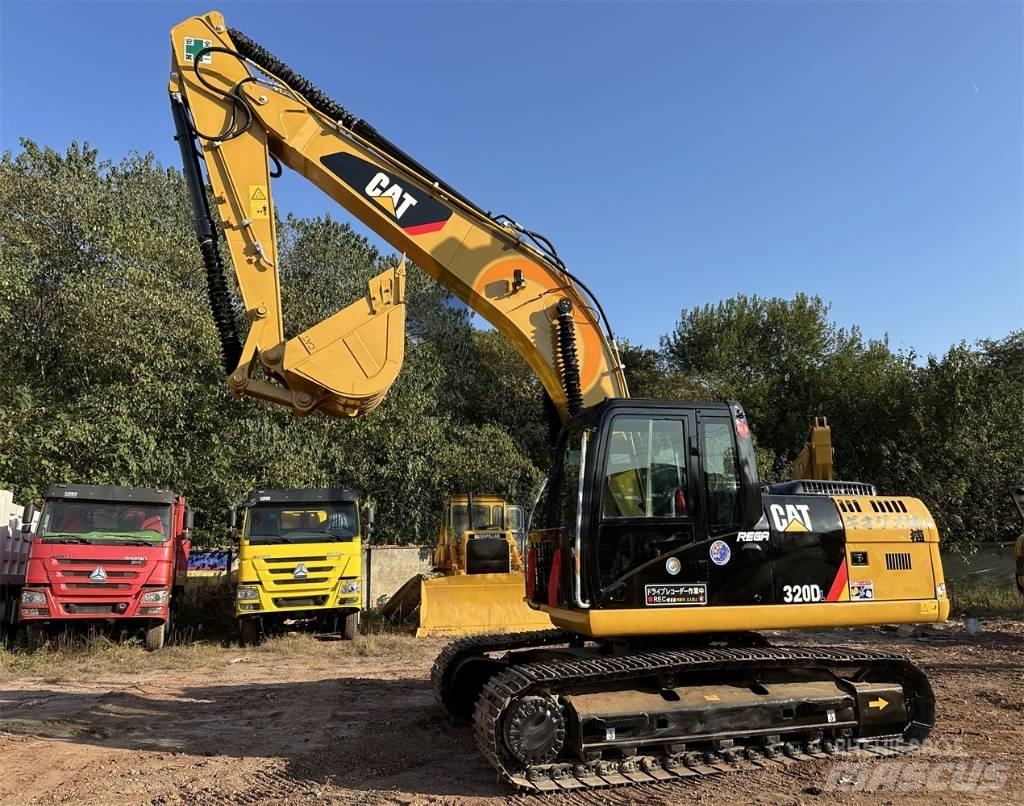 CAT 320 D L Vikšriniai ekskavatoriai