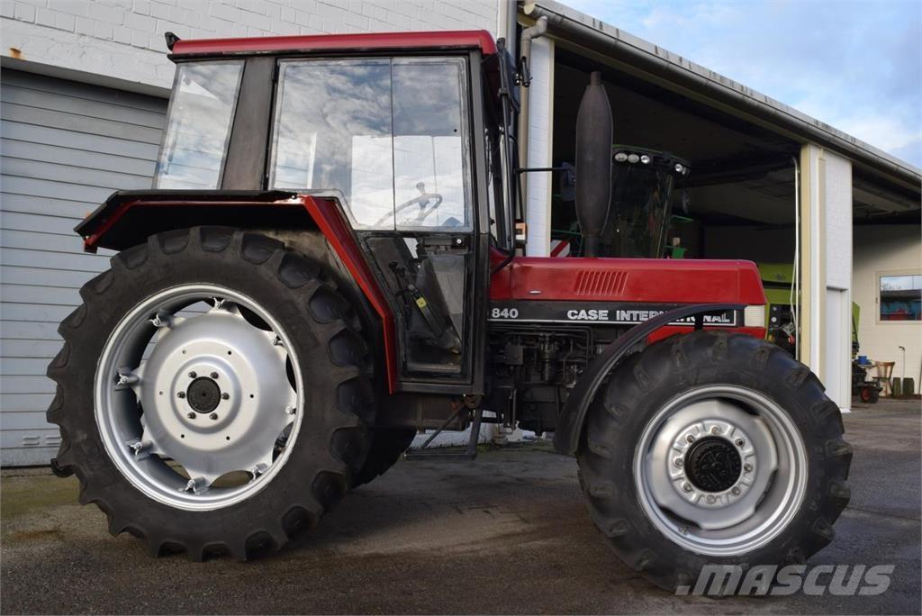 Case IH 840 A/S Traktoriai
