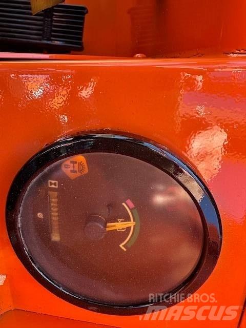 JLG 1055 Teleskopiniai krautuvai