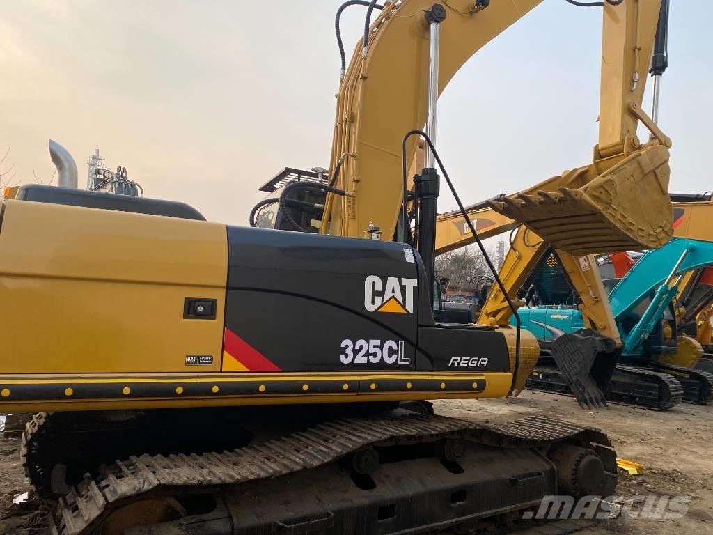 CAT 325 CL Vikšriniai ekskavatoriai