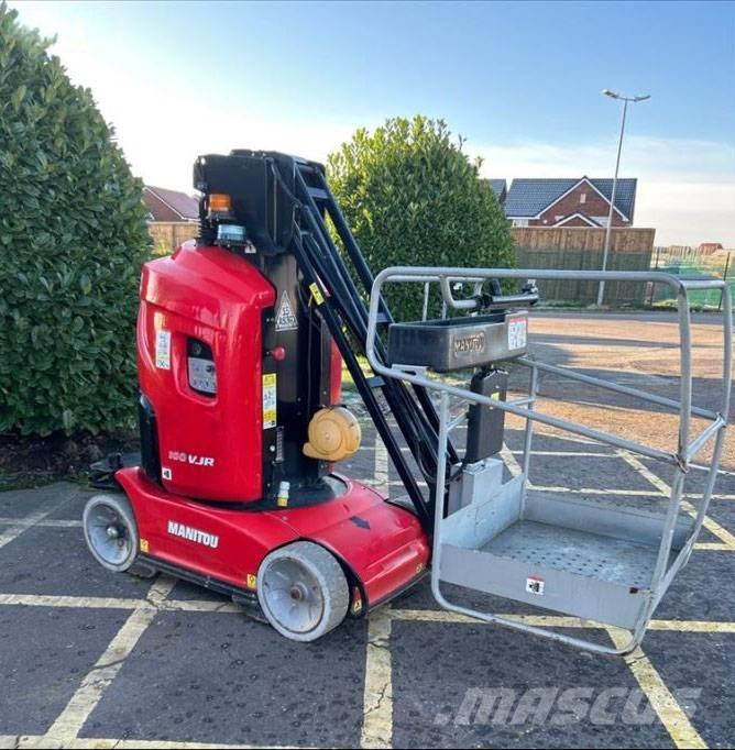 Manitou 100 VJR Vertikalūs stiebiniai keltuvai