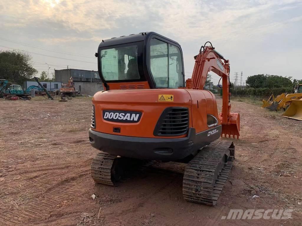 Doosan DX 55 Mini ekskavatoriai < 7 t