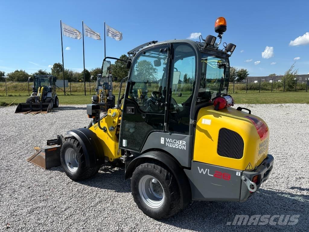 Wacker Neuson WL 28 Naudoti ratiniai krautuvai