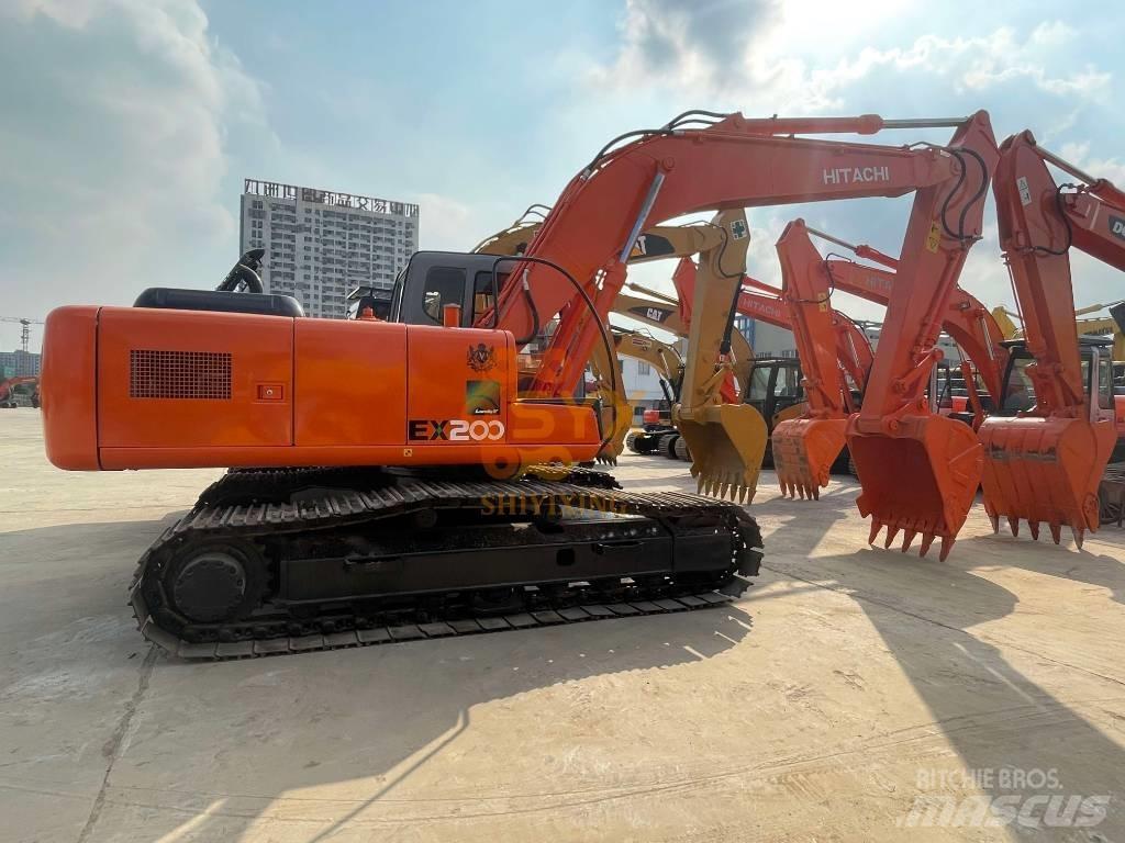 Hitachi EX 120 Vikšriniai ekskavatoriai