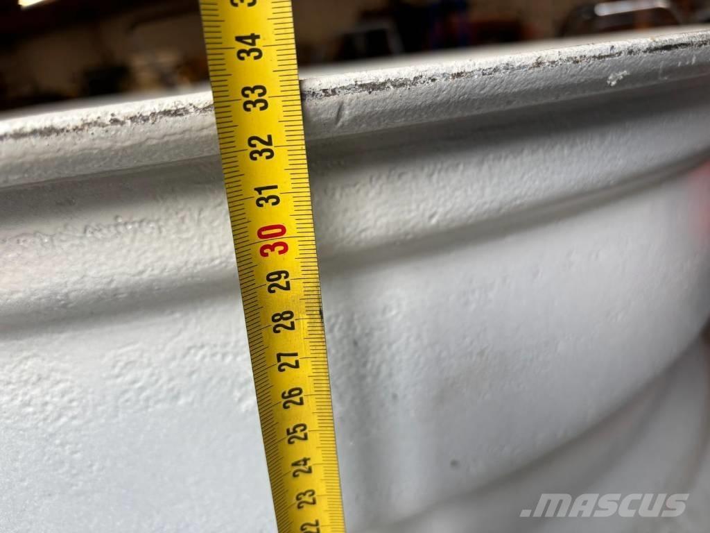 Velgen 551 Traktoriai