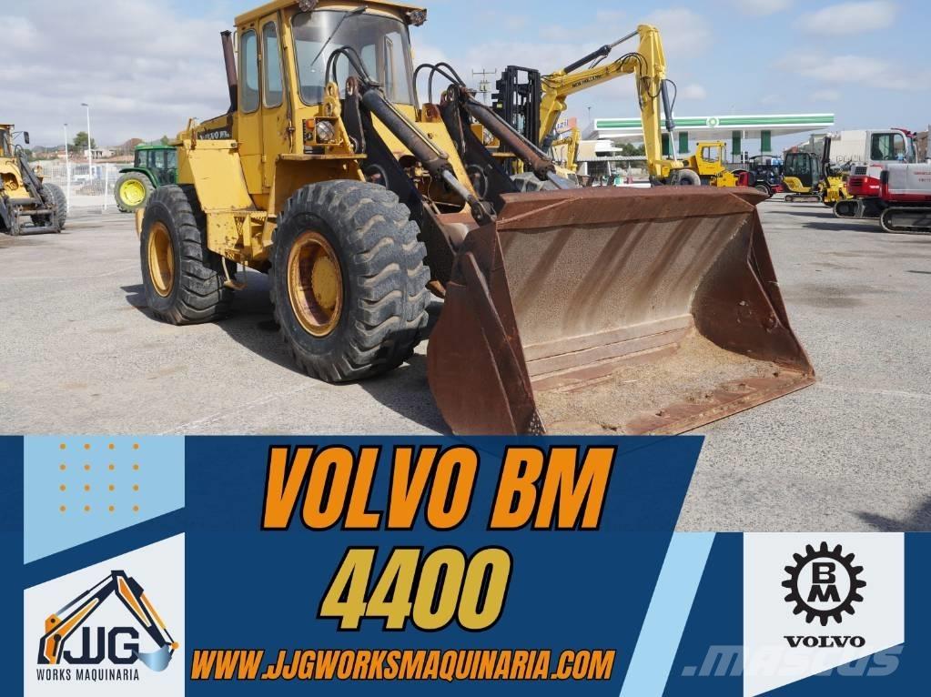 Volvo BM 4400 Naudoti ratiniai krautuvai