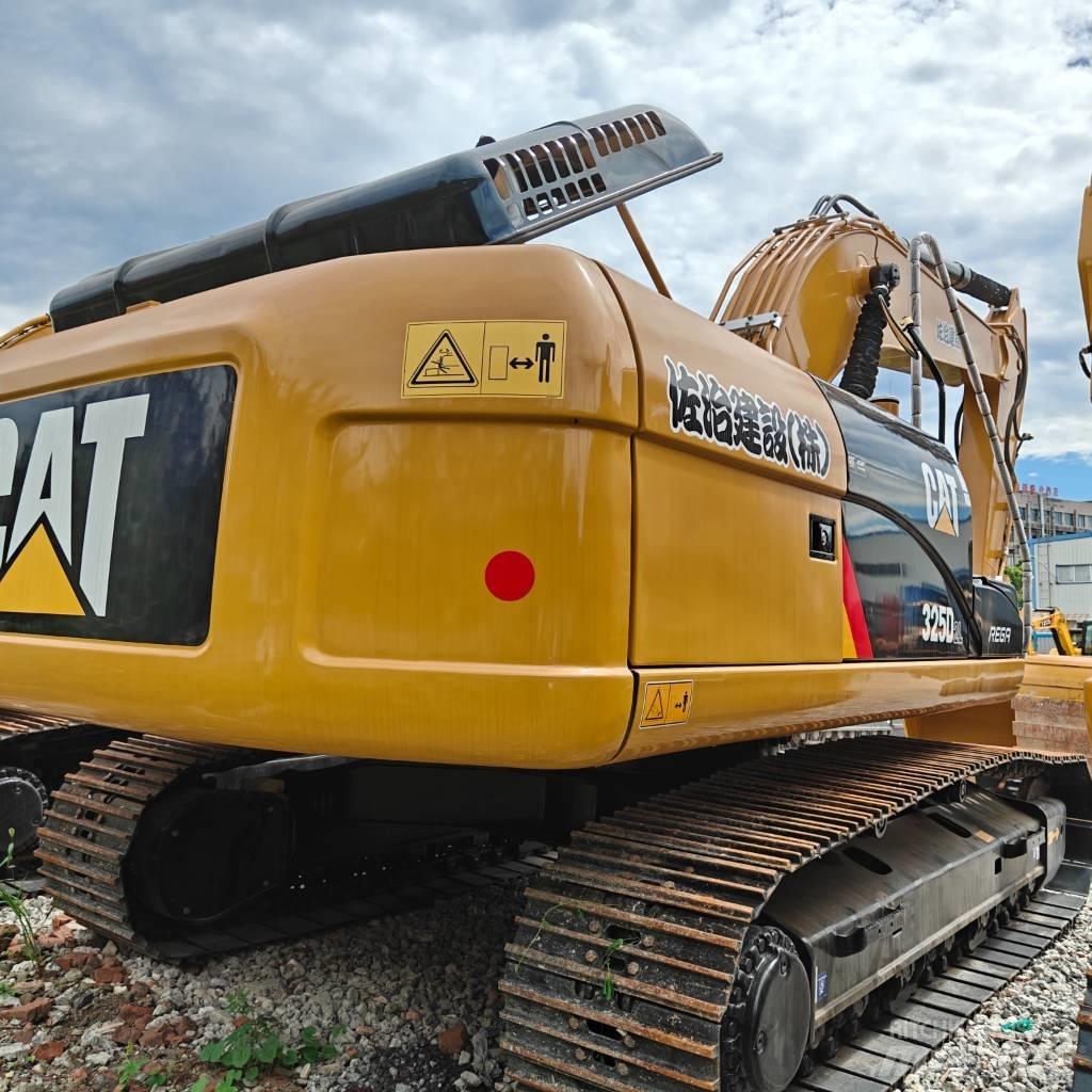 CAT 325D Vikšriniai ekskavatoriai