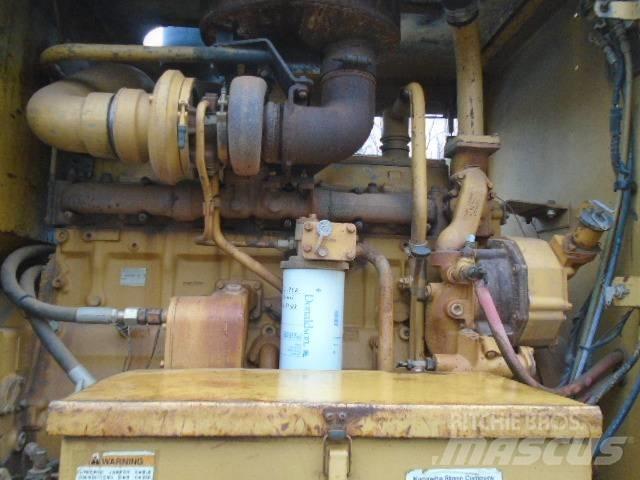 CAT 16G Greideriai
