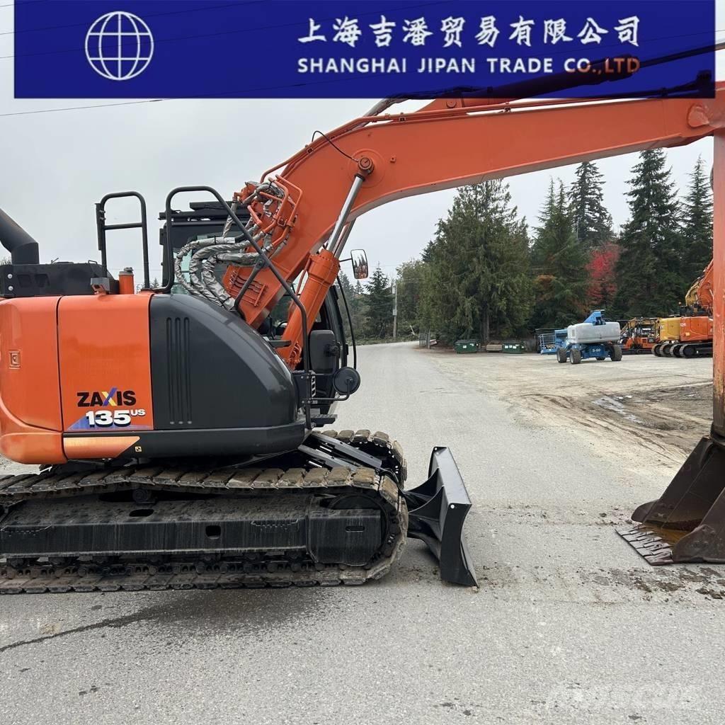 Hitachi ZX 135 Vikšriniai ekskavatoriai