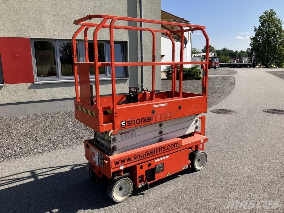 Snorkel S 1930 E Žirkliniai keltuvai