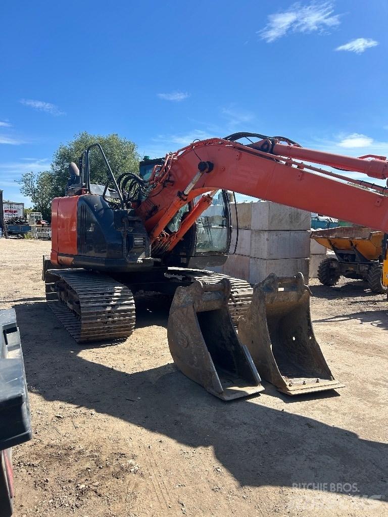 Hitachi ZX 135 US-6 Vikšriniai ekskavatoriai