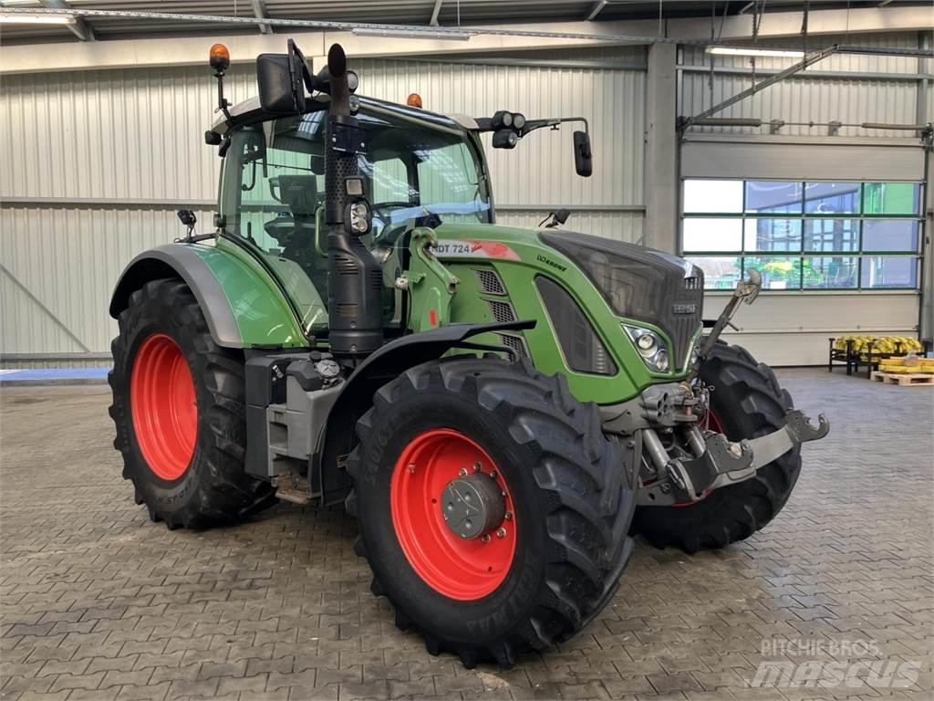Fendt 716 Vario Traktoriai