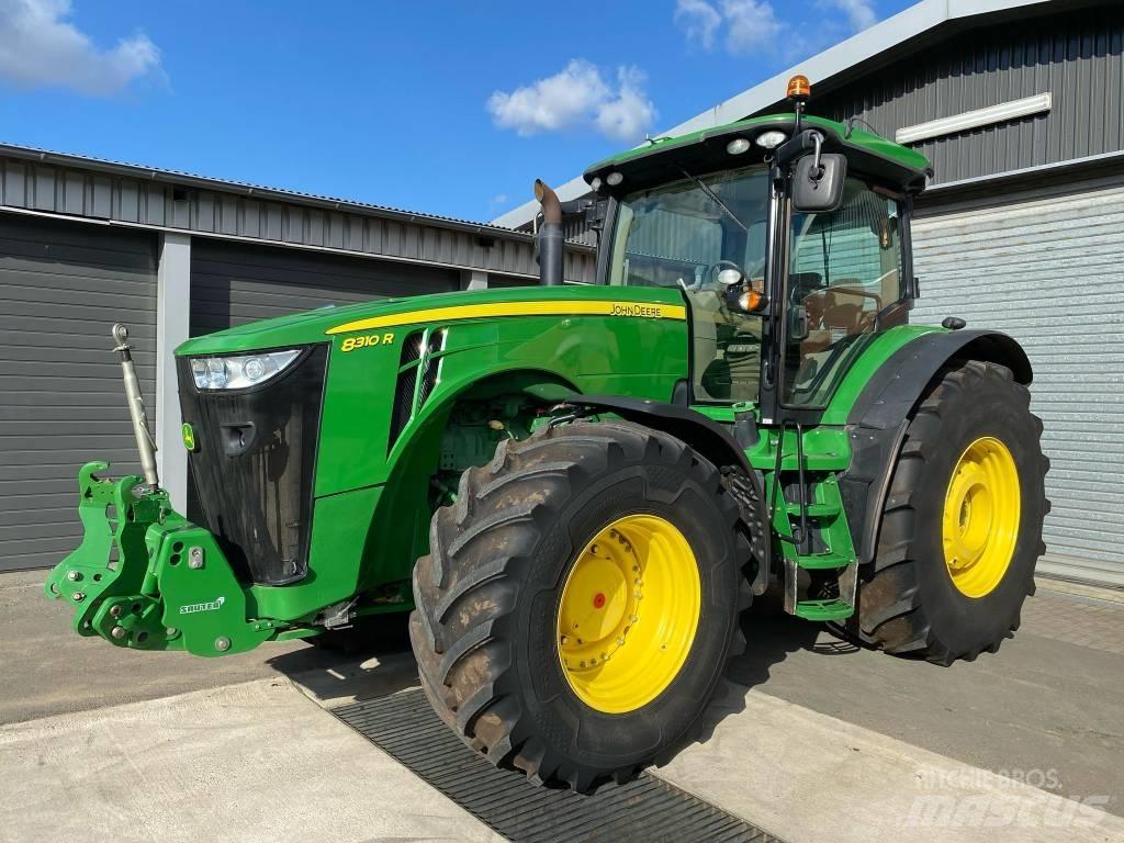 John Deere 8310 R Traktoriai