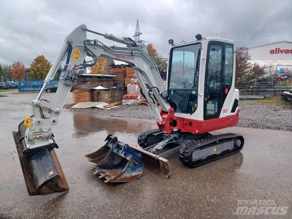 Takeuchi TB 225 Mini ekskavatoriai < 7 t