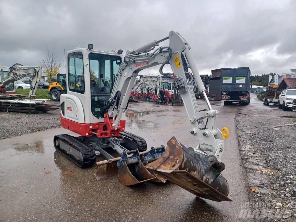 Takeuchi TB 225 Mini ekskavatoriai < 7 t