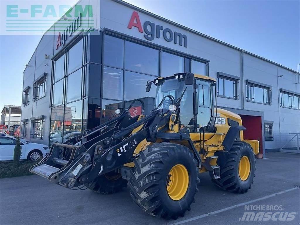 JCB 427 ht agri Mini ekskavatoriai < 7 t