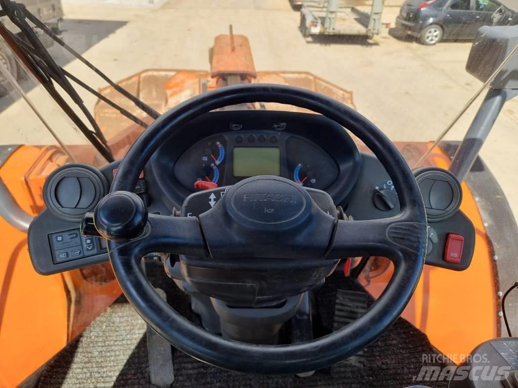 Hitachi ZW 220 Naudoti ratiniai krautuvai