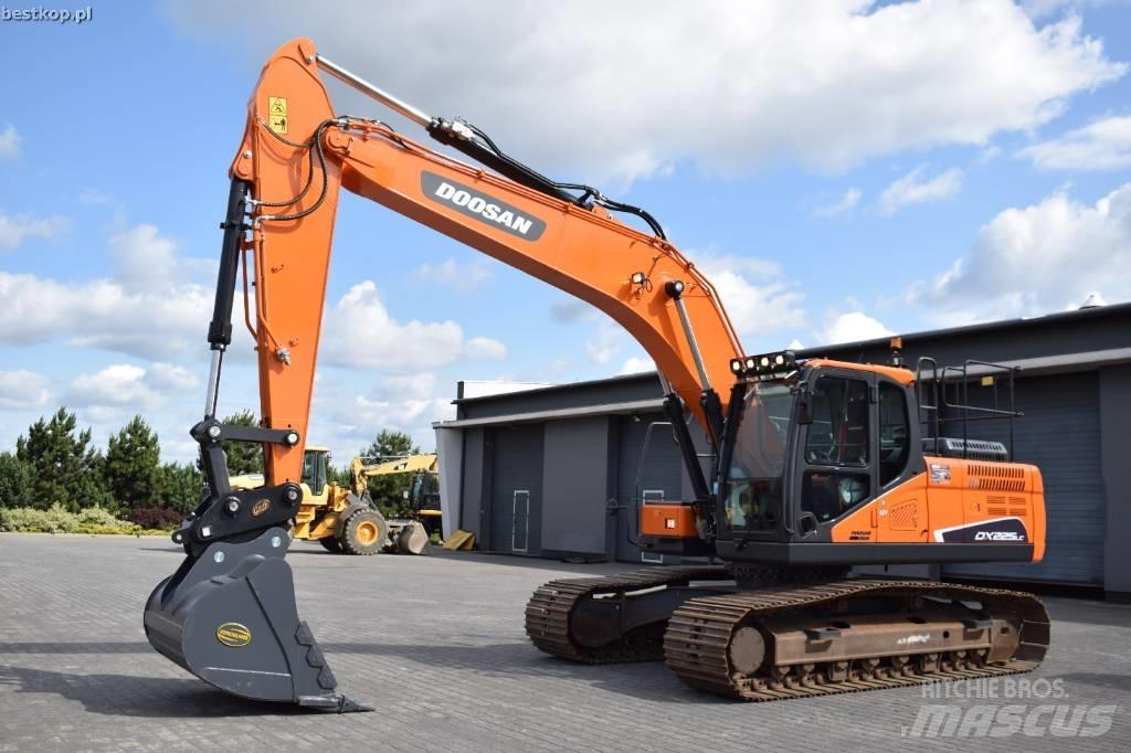 Doosan DX 225 LC-5 Vikšriniai ekskavatoriai
