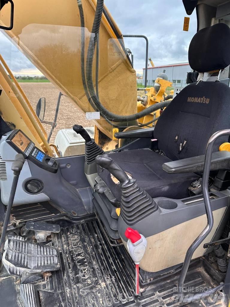 Komatsu PC 240 NLC-8 Vikšriniai ekskavatoriai