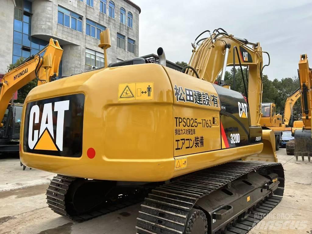 CAT 320 Vikšriniai ekskavatoriai