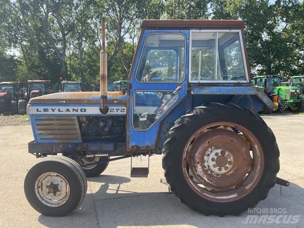 Leyland 272 Traktoriai