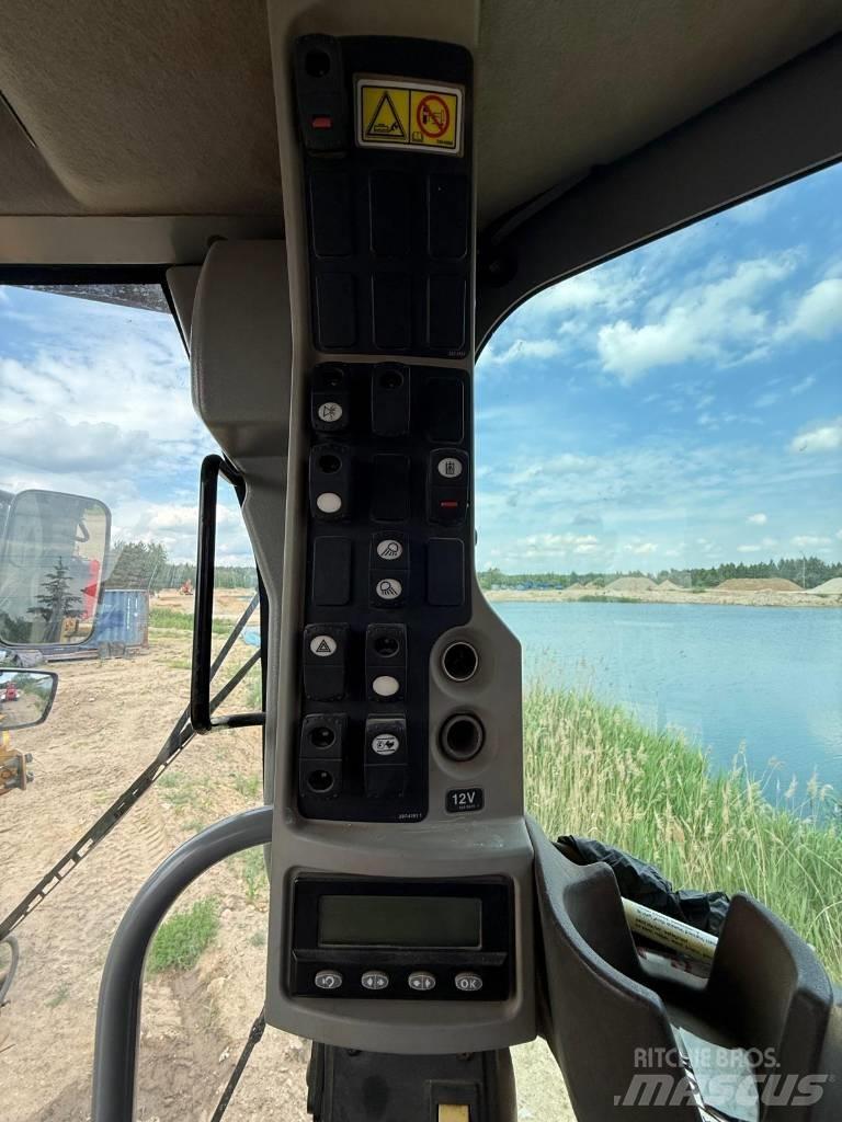 CAT 140 M Greideriai