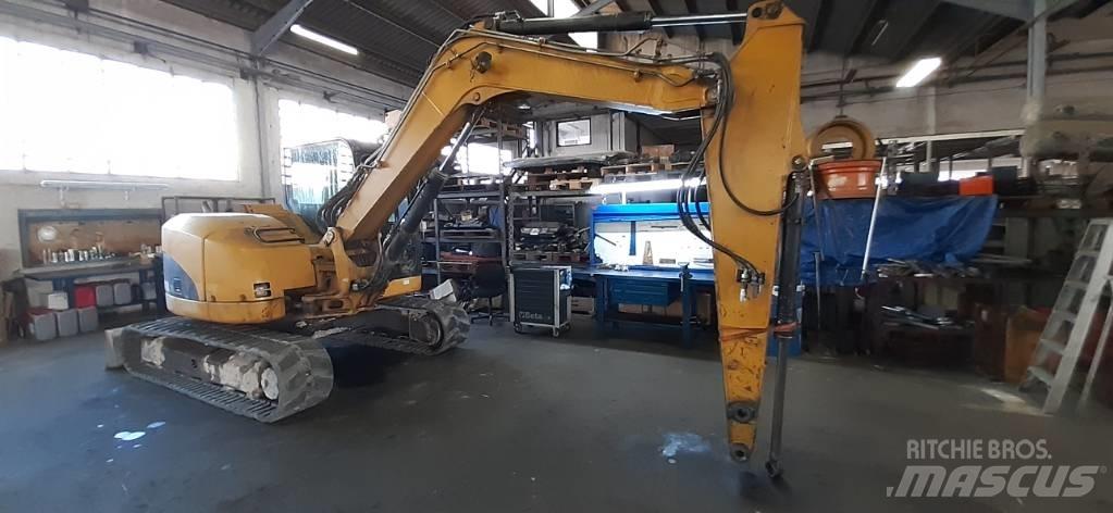CAT 308 Vidutinės galios ekskavatoriai 7-12 t