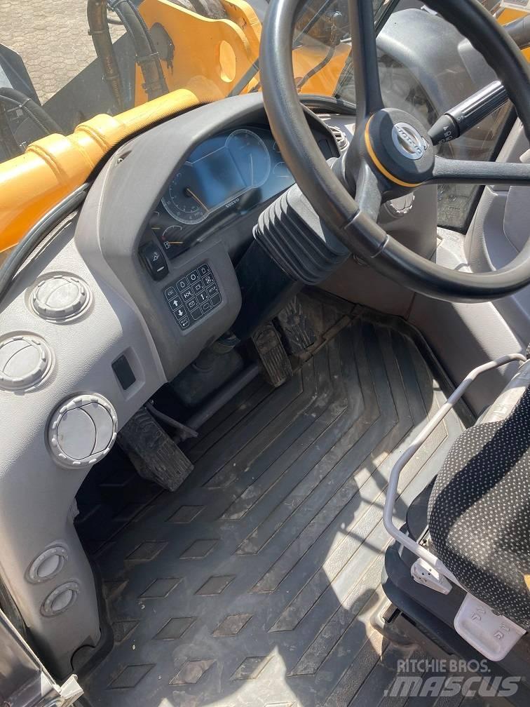 Volvo L 50 H Naudoti ratiniai krautuvai