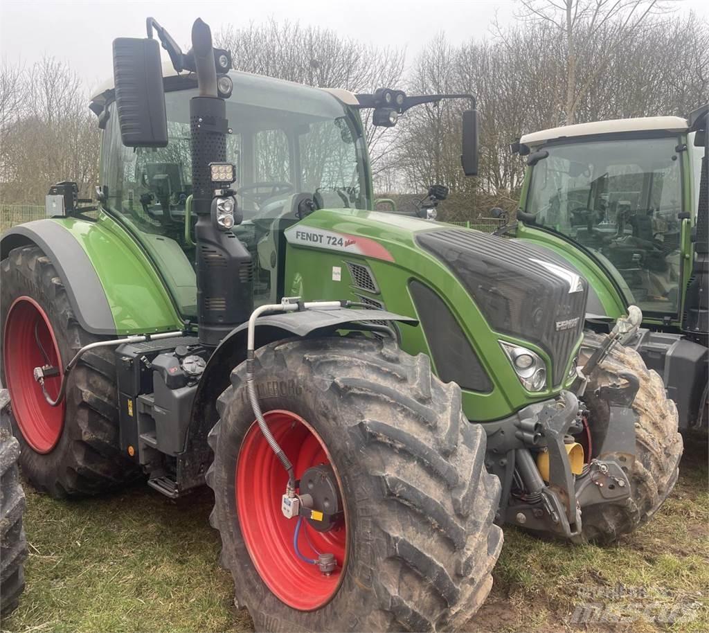 Fendt 724 Vario Traktoriai