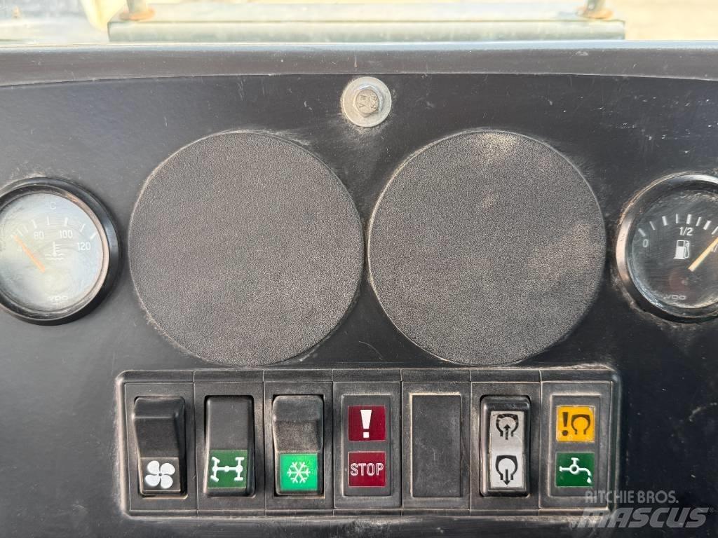Ammann AP 240 H Pneumo volai