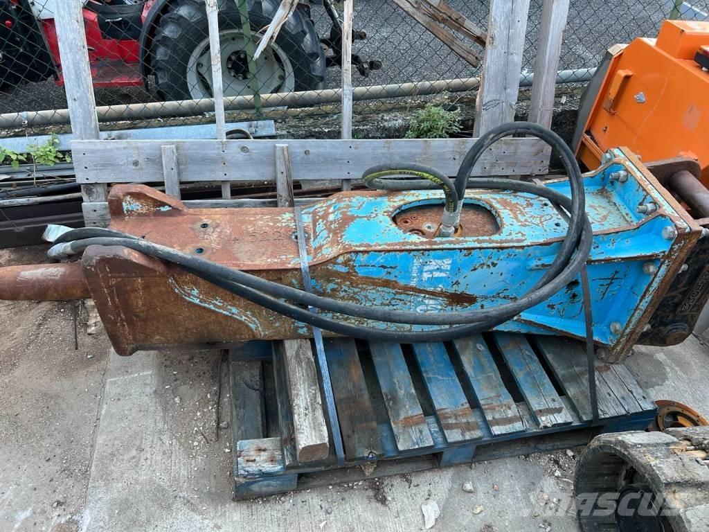 Montabert XL 1000 Hidrauliniai kūjai / Trupintuvai