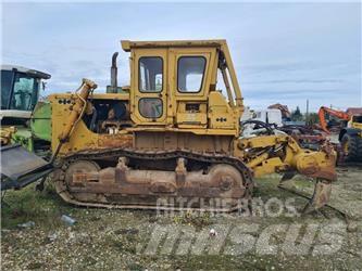 Komatsu D 85-18 Vikšriniai buldozeriai